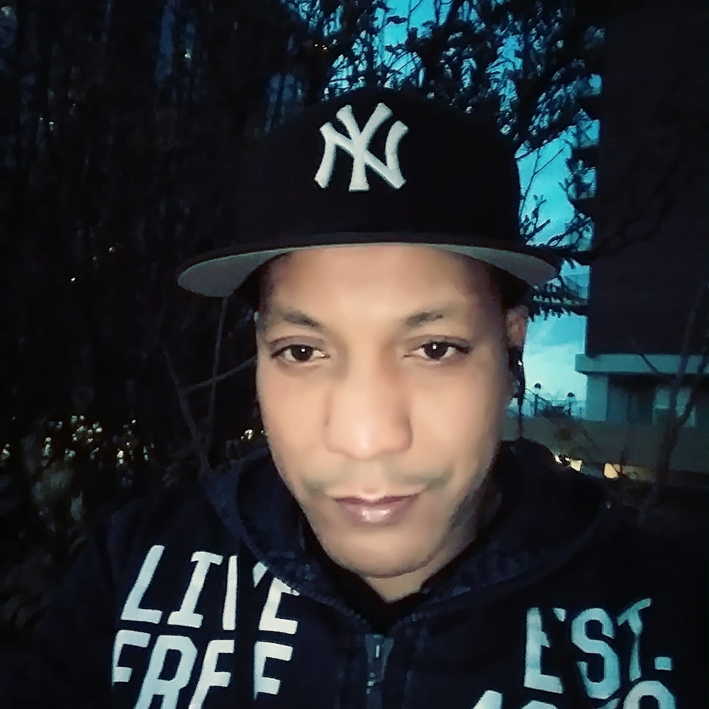 Meet your Posher, Gabriel enrique